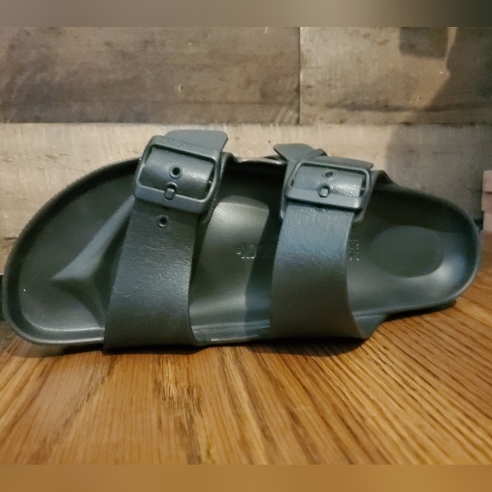 Birkenstock Arizona Essentials EVA Unisex Sandals Black Sz 39 US M 6.5 W 8.5 EUC - Picture 13 of 14